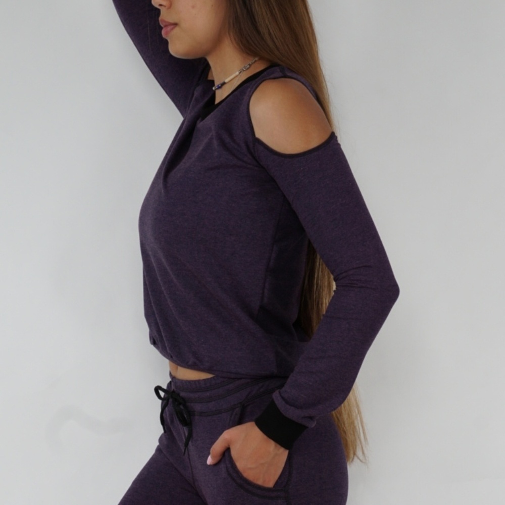 Cut off shoulder super soft blouse - Picture 3 of 5